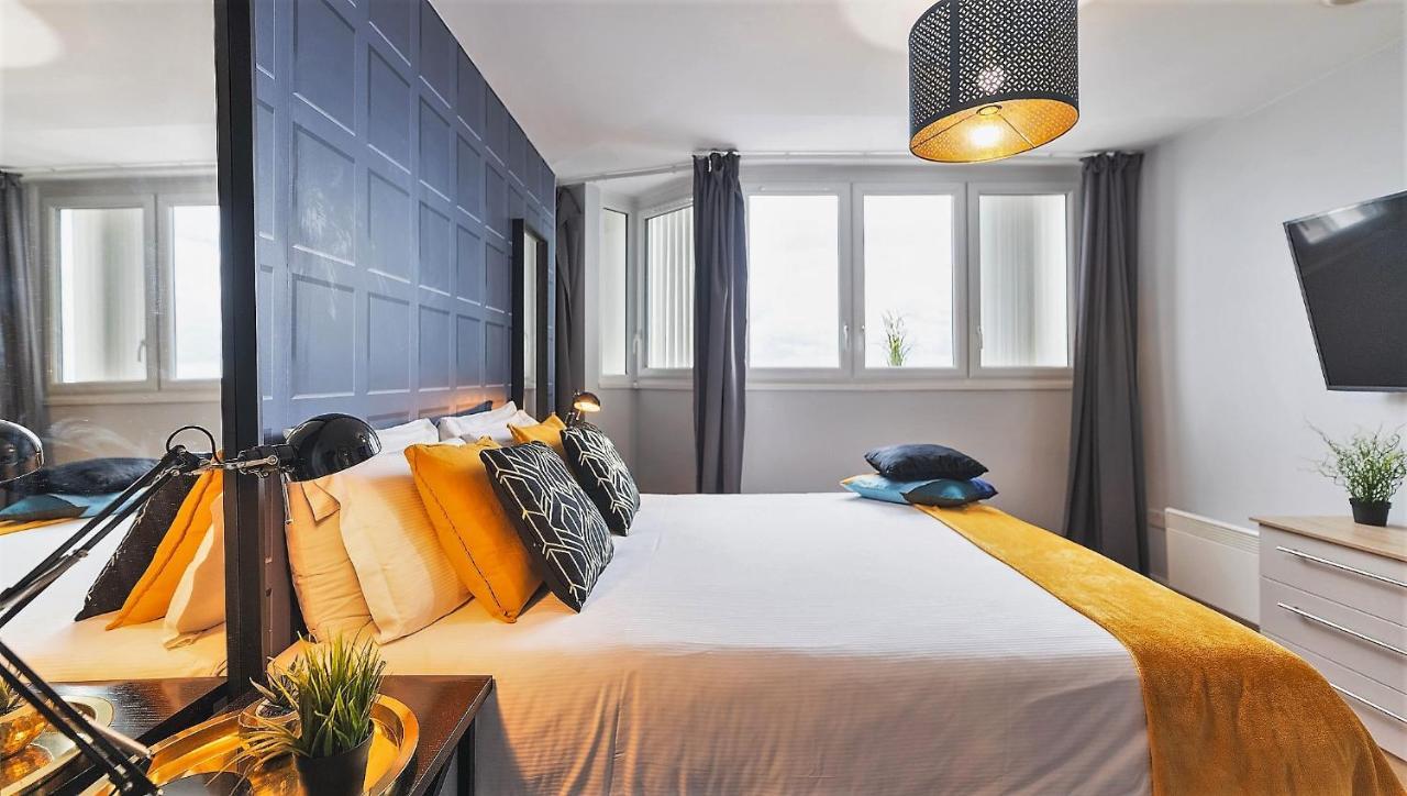 Luxury 9Ine Broad Street Apartments, Beautiful City View, Public Parking, Μπέρμιγχαμ Εξωτερικό φωτογραφία